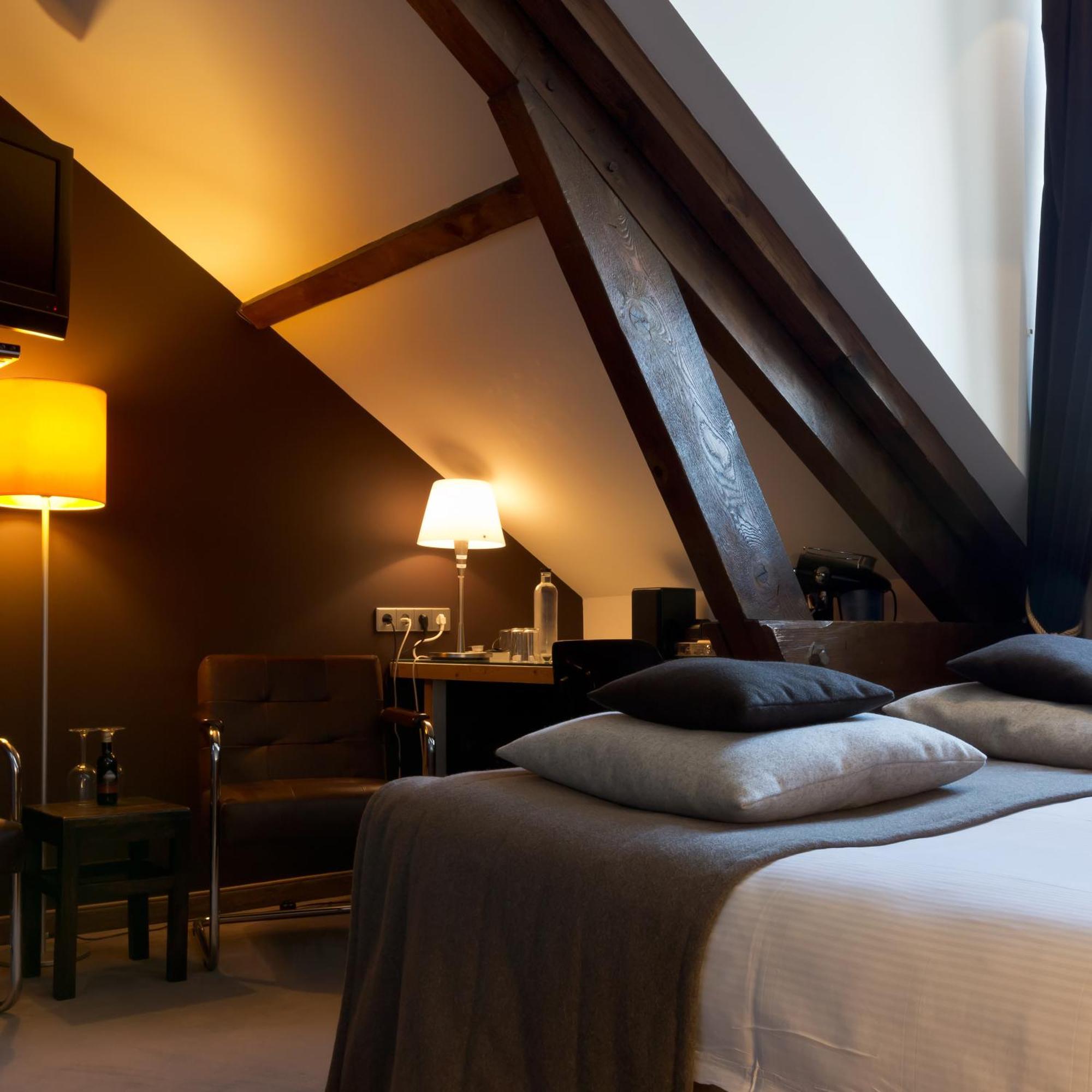 Standard Double Room,684853851:JPEG
